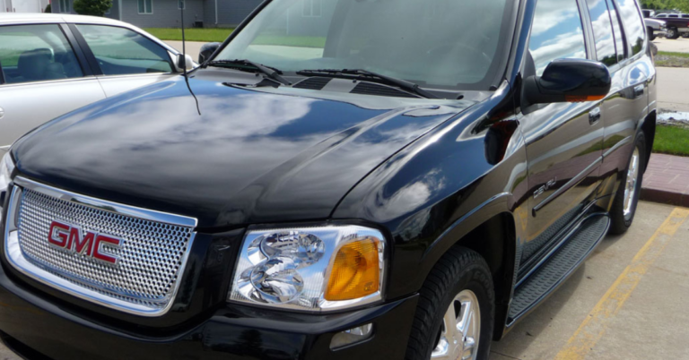 Restoring Your Ride: Expert Car Accident Repair Services in Grand Ledge